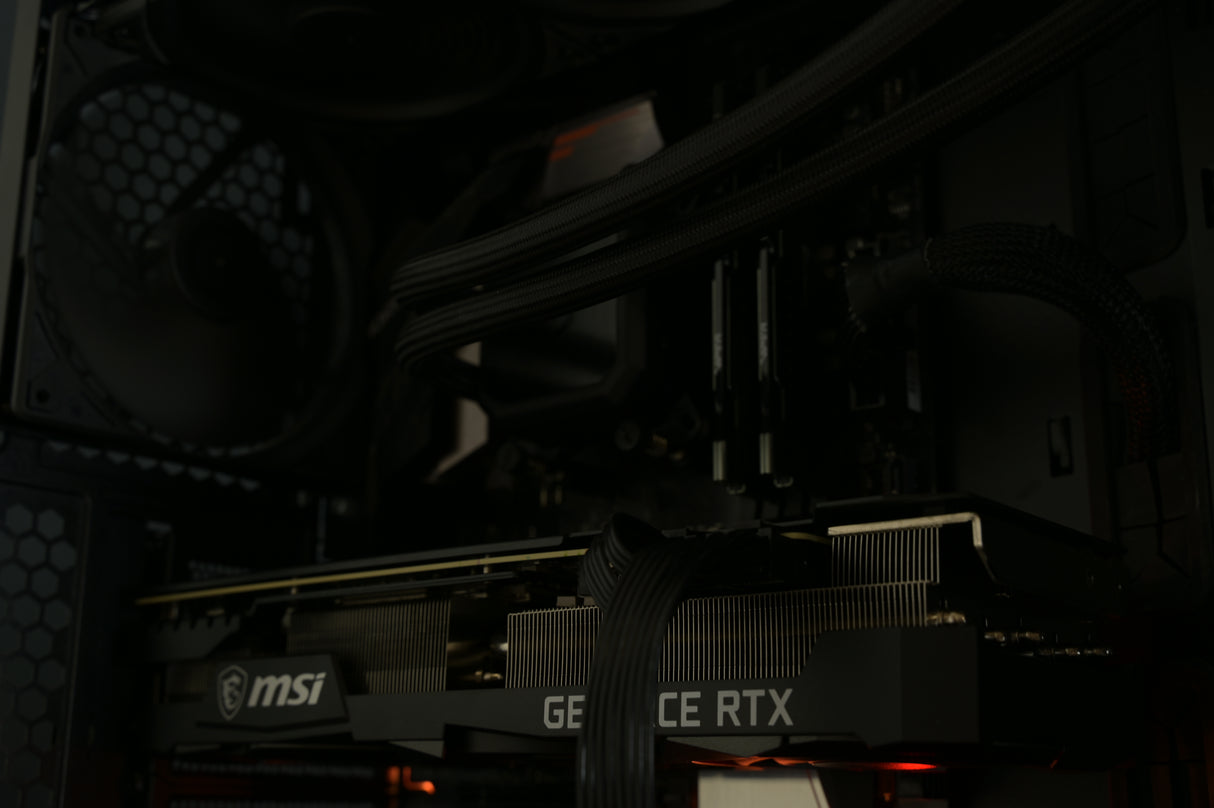 Herní PC Ryzen 7 5800X RTX 3080 12GB – 1TB 32GB