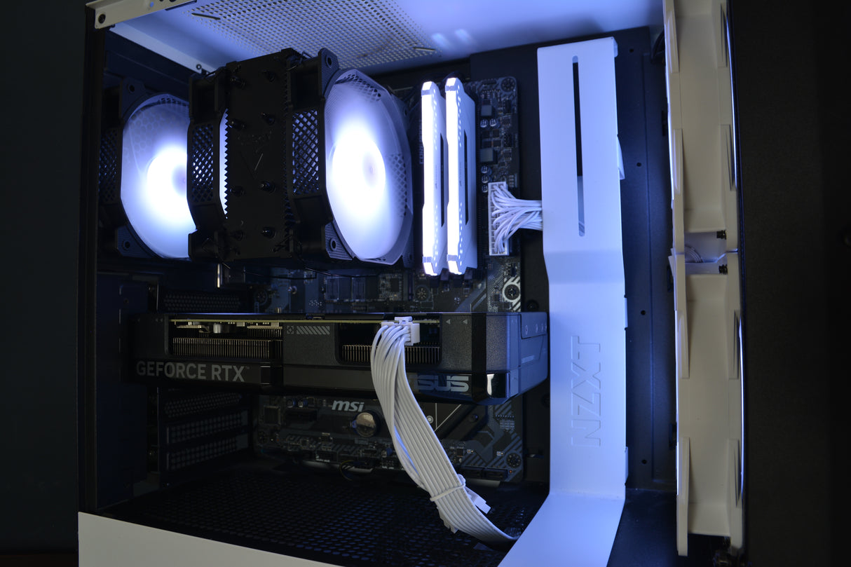 Herní PC Ryzen 5 5600X RTX 4070– 1TB 32GB