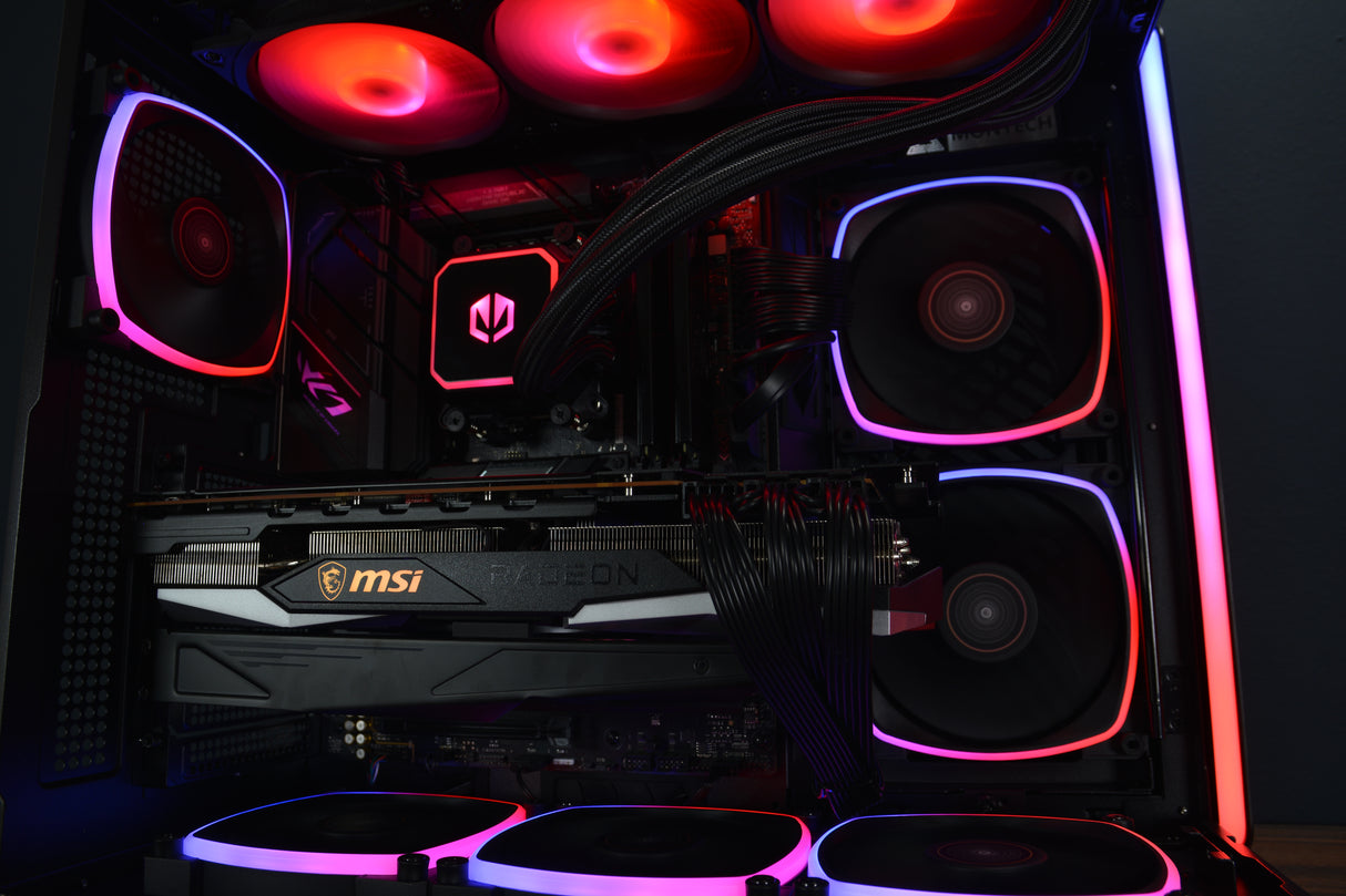 Herní PC Ryzen 9 9800X3D RX 7900XT – 2TB 32GB