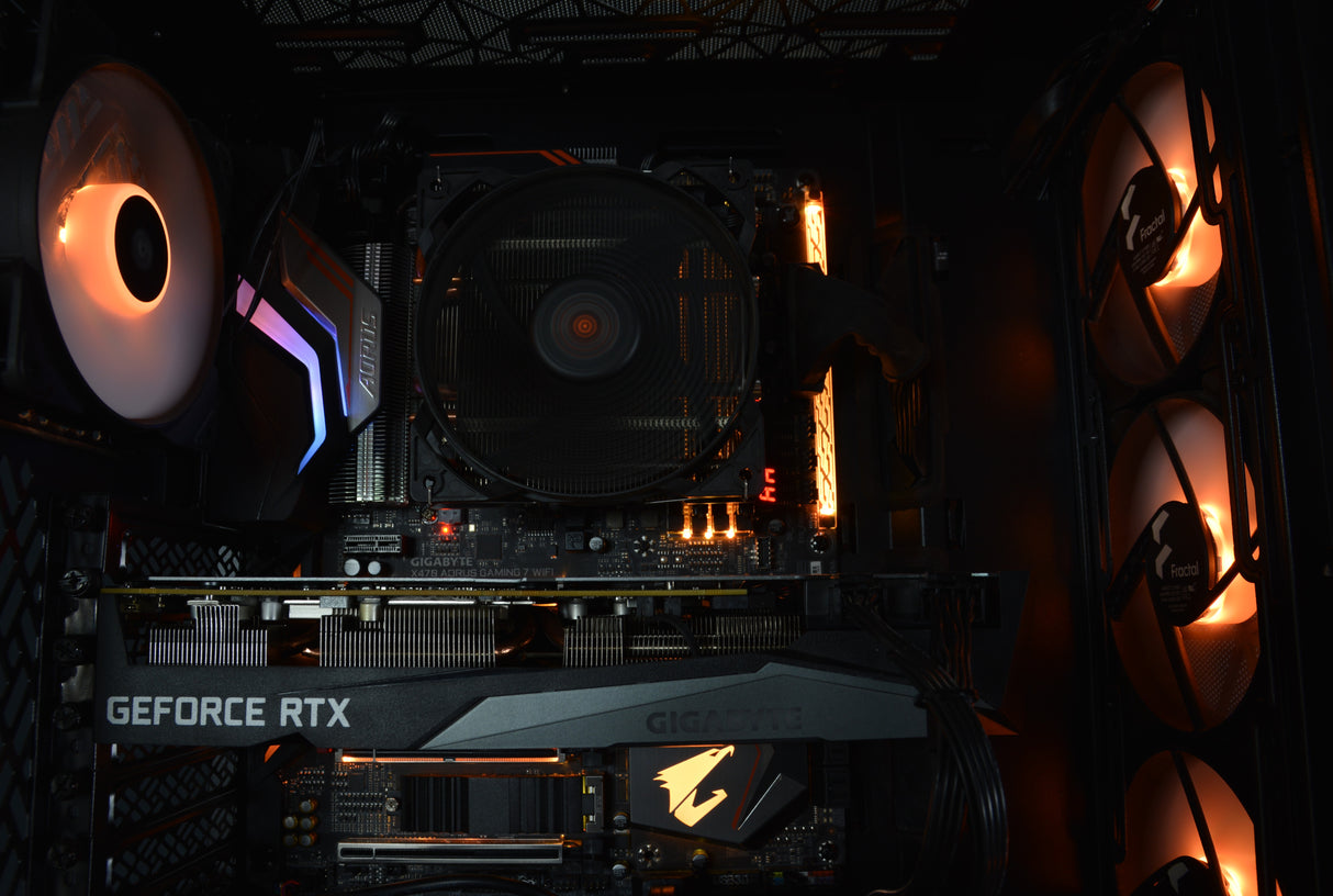 Herní PC - RTX 3070 Ryzen 3900X - 1TB 16GB