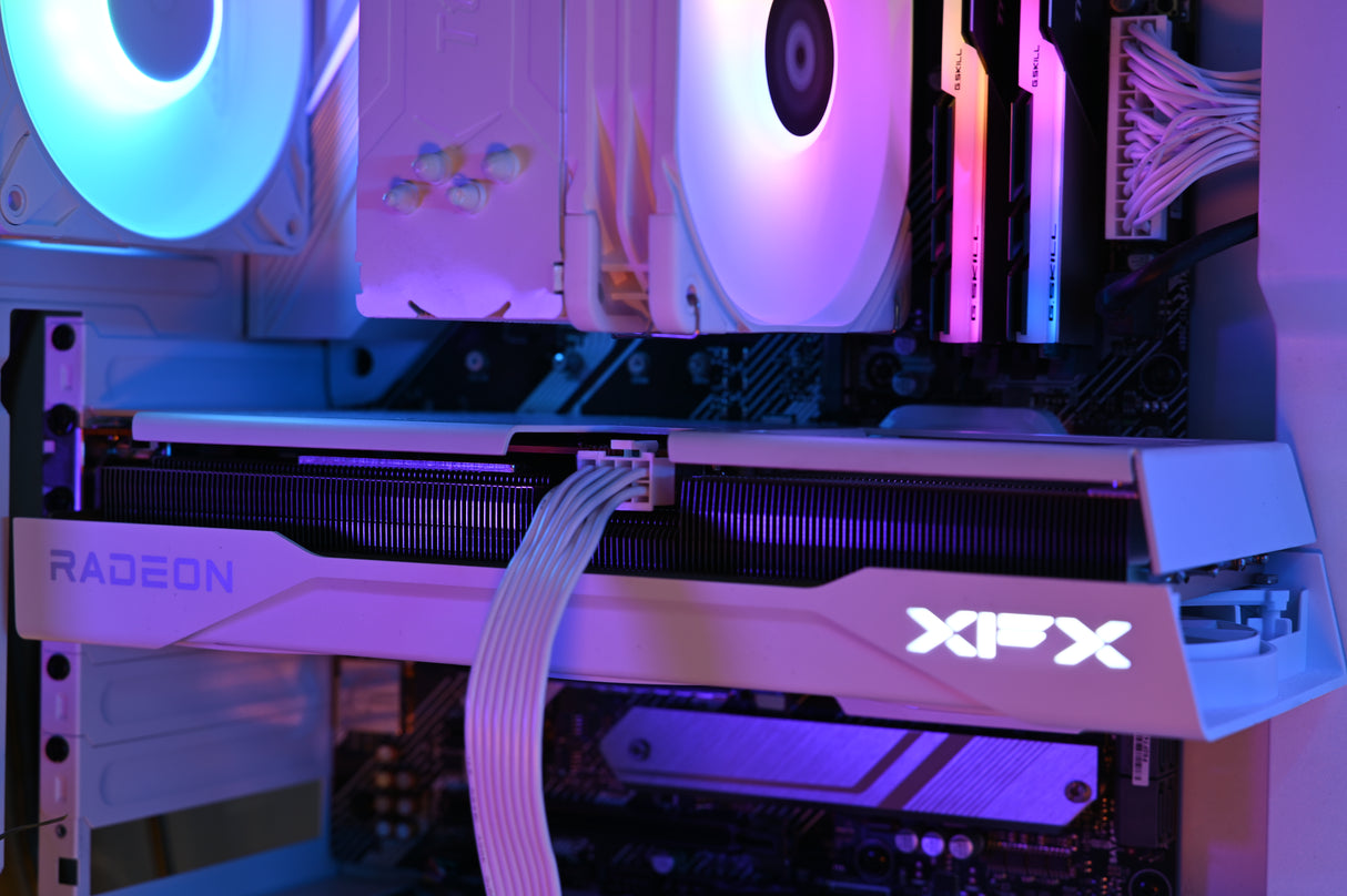 Herní PC - RX 9060 XT 16GB Ryzen 7 5700X3D - 1TB 32GB