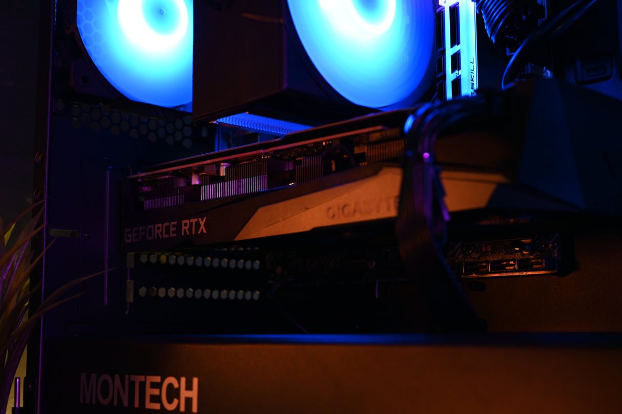 Herní PC RTX 3070 Ryzen 5 5600X - 16GB 1TB