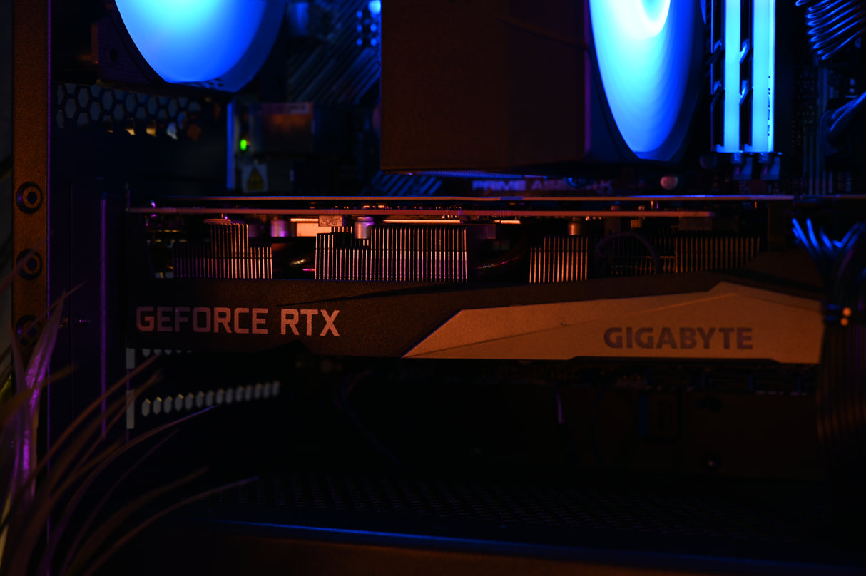 Herní PC RTX 3070 Ryzen 5 5600X - 16GB 1TB