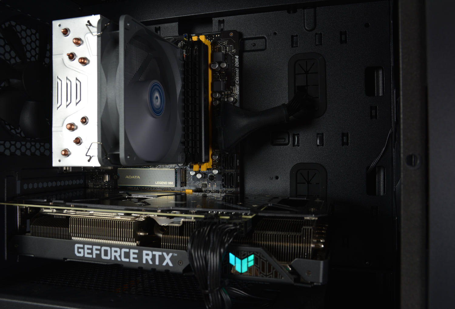 Herní PC Ryzen 7 3700X RTX3060Ti – 1TB 16GB WiFi