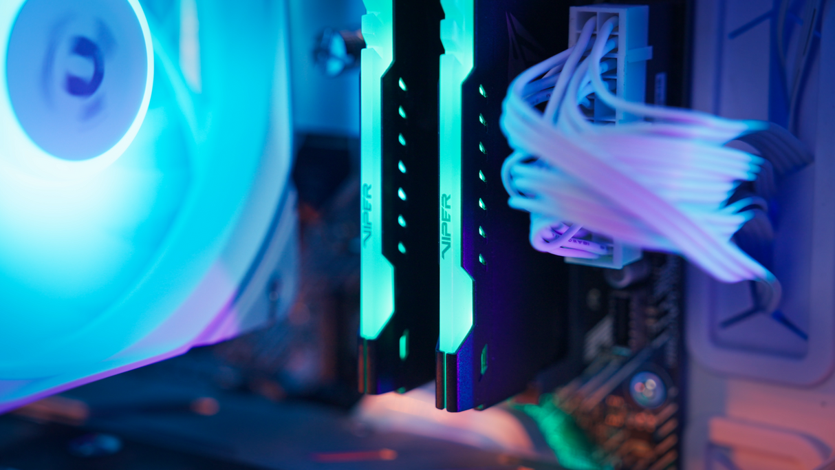 Herní PC RX 6800 XT Ryzen 7 5700X3D 1TB 32GB