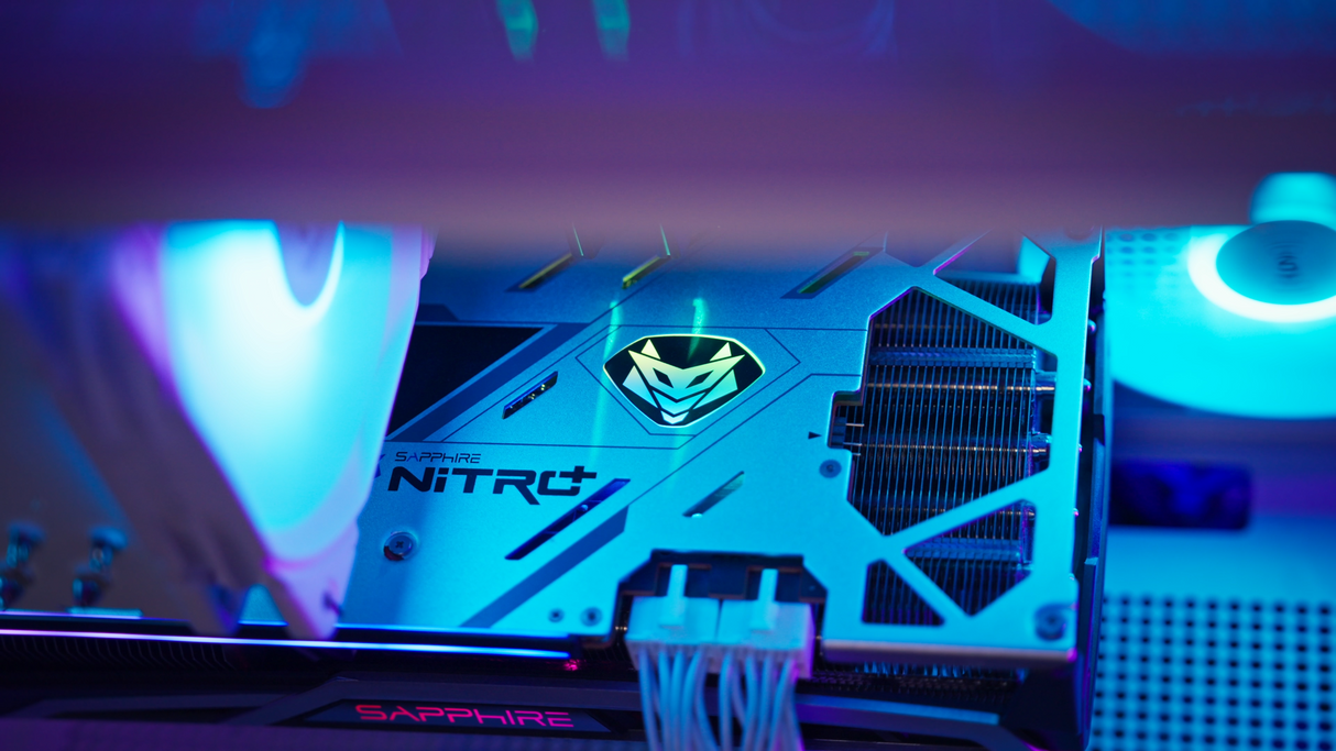 Herní PC RX 6800 XT Ryzen 7 5700X3D 1TB 32GB