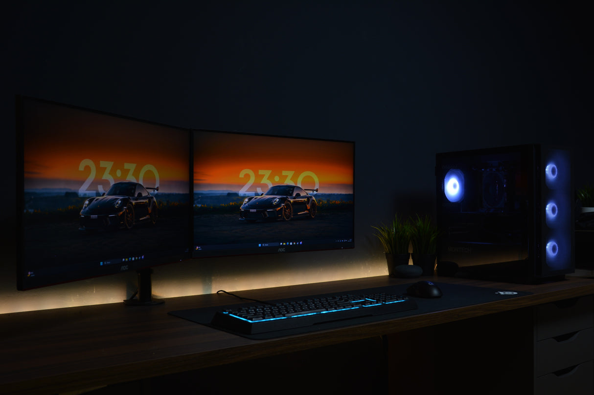 Herní PC Ryzen 7 9700X RTX 5070– 1TB 32GB