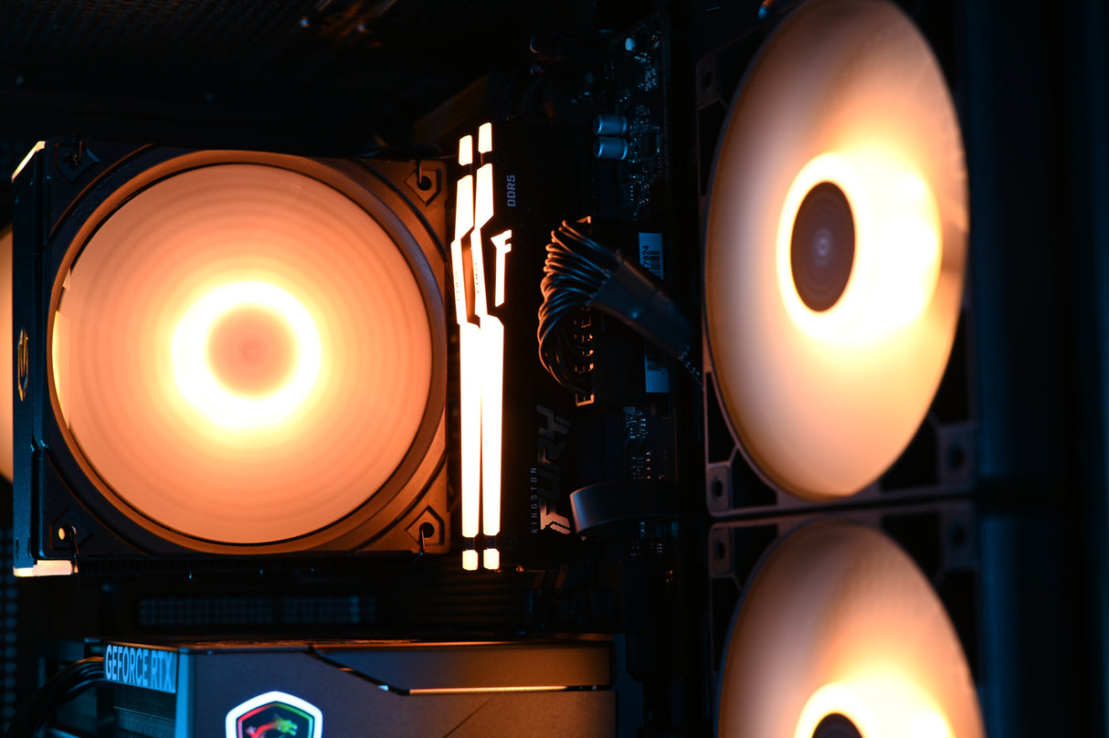 Herní PC - RTX 5060 Ti 16GB Ultra 5 245KF - 1TB 32GB