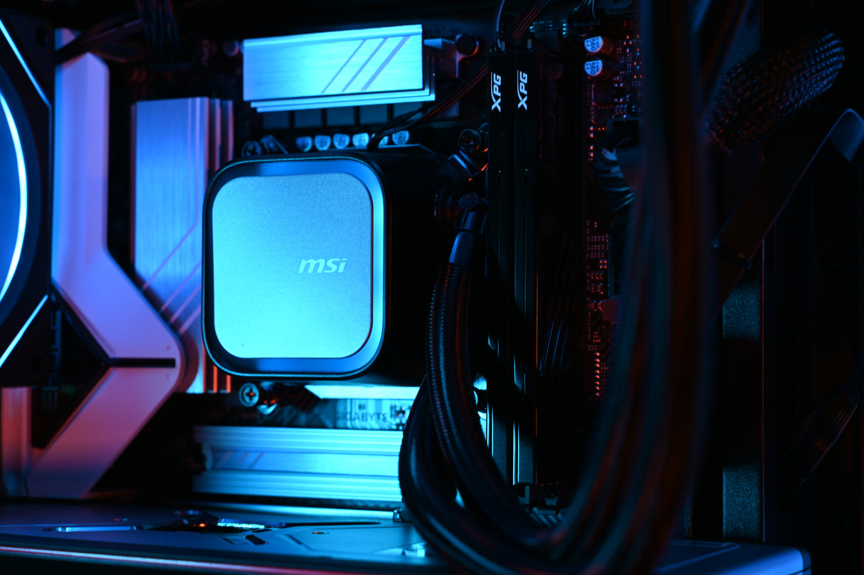 Herní PC - RX 6800 XT 16GB Ultra 5 245KF - 1TB 32GB