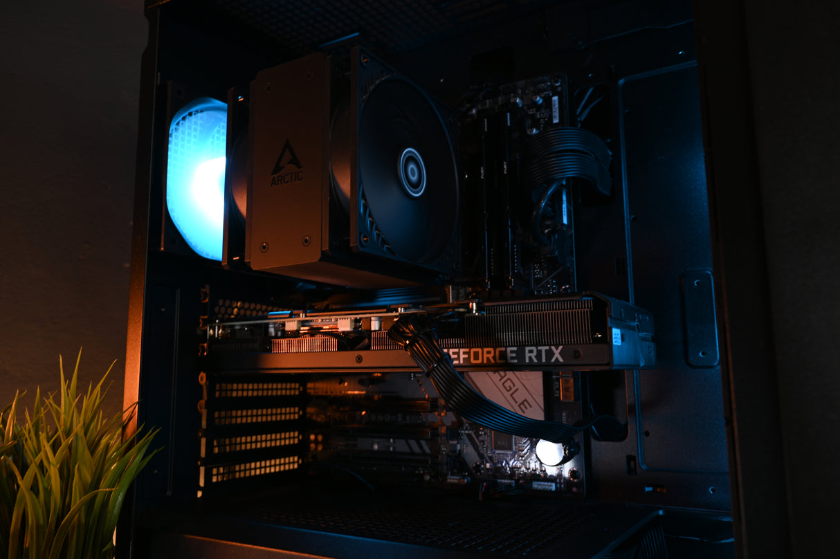 Herní PC  RTX 3080 12GB  Ryzen 7 7800X3D 32GB