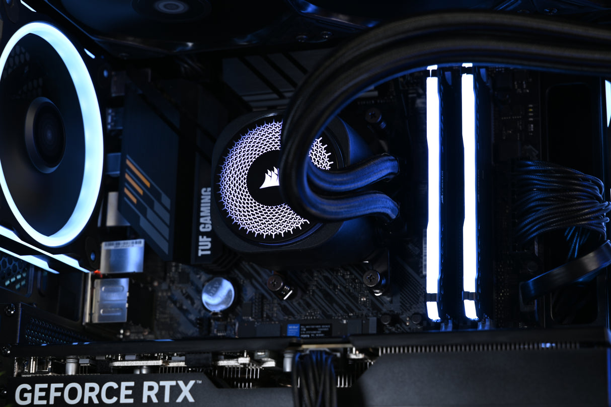 Herní PC RTX 5070 Ryzen 7/9 1TB 32GB - doporučena kanálem GeekBoy