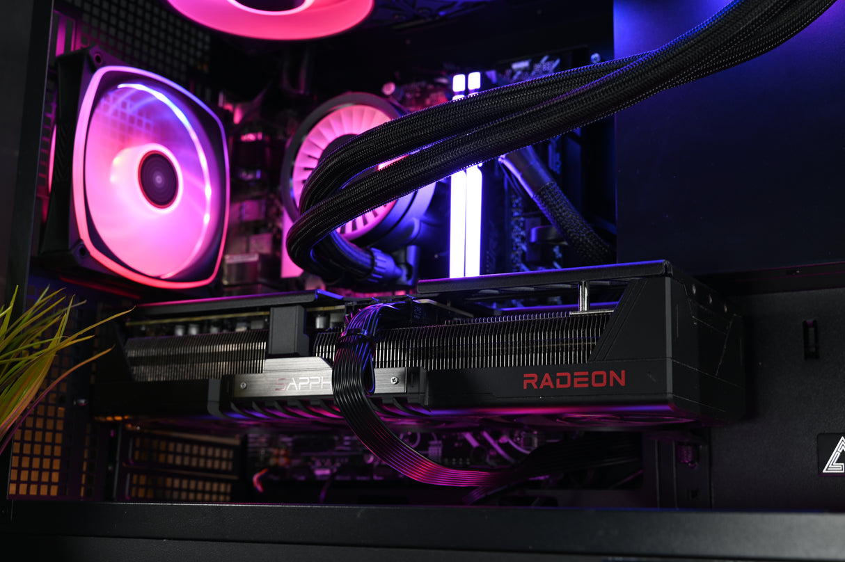 Herní PC RX 9070 XT i5-14600KF 1TB 32GB