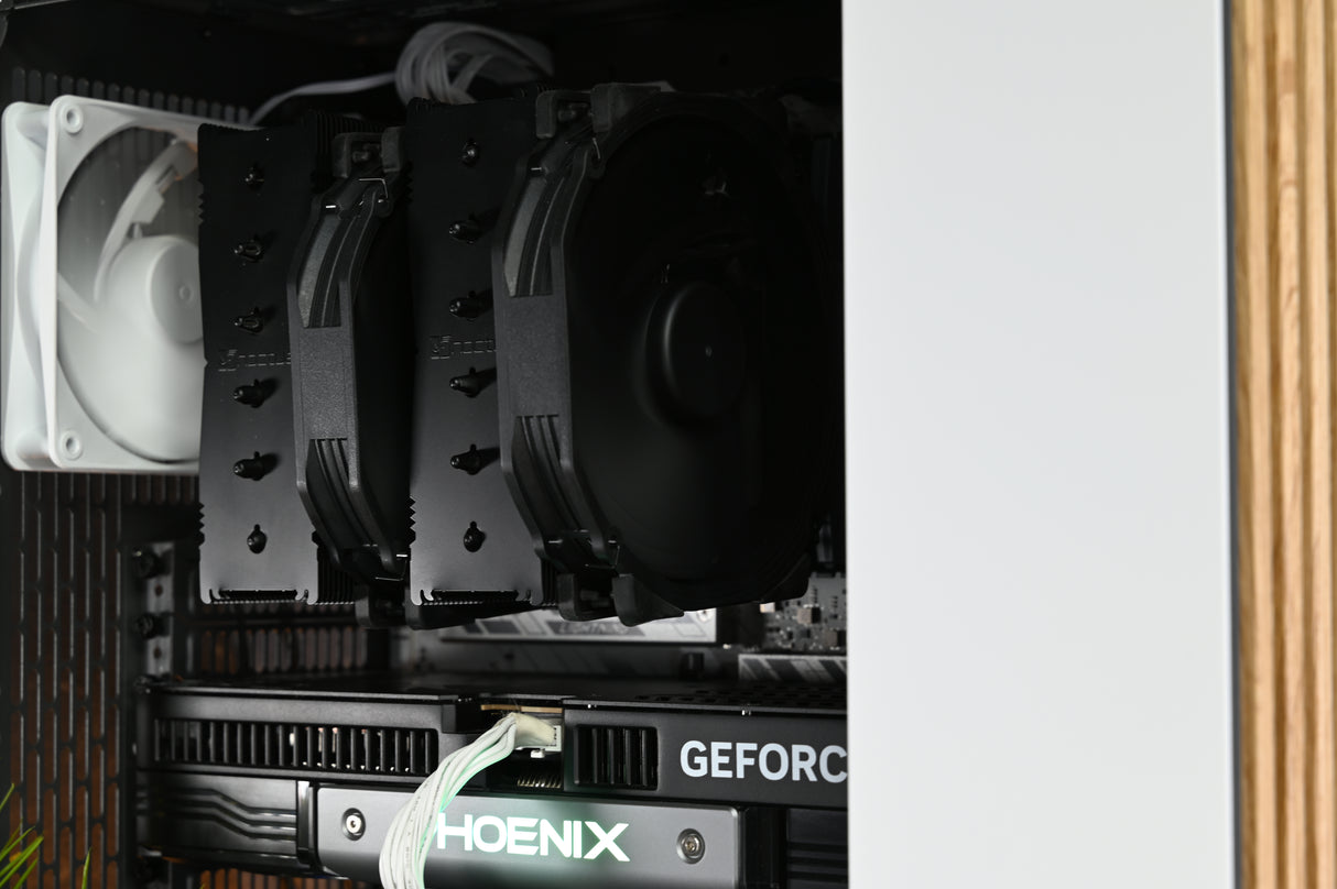 Herní PC RTX 5080 Ryzen 7 9850X3D - 32GB 2TB