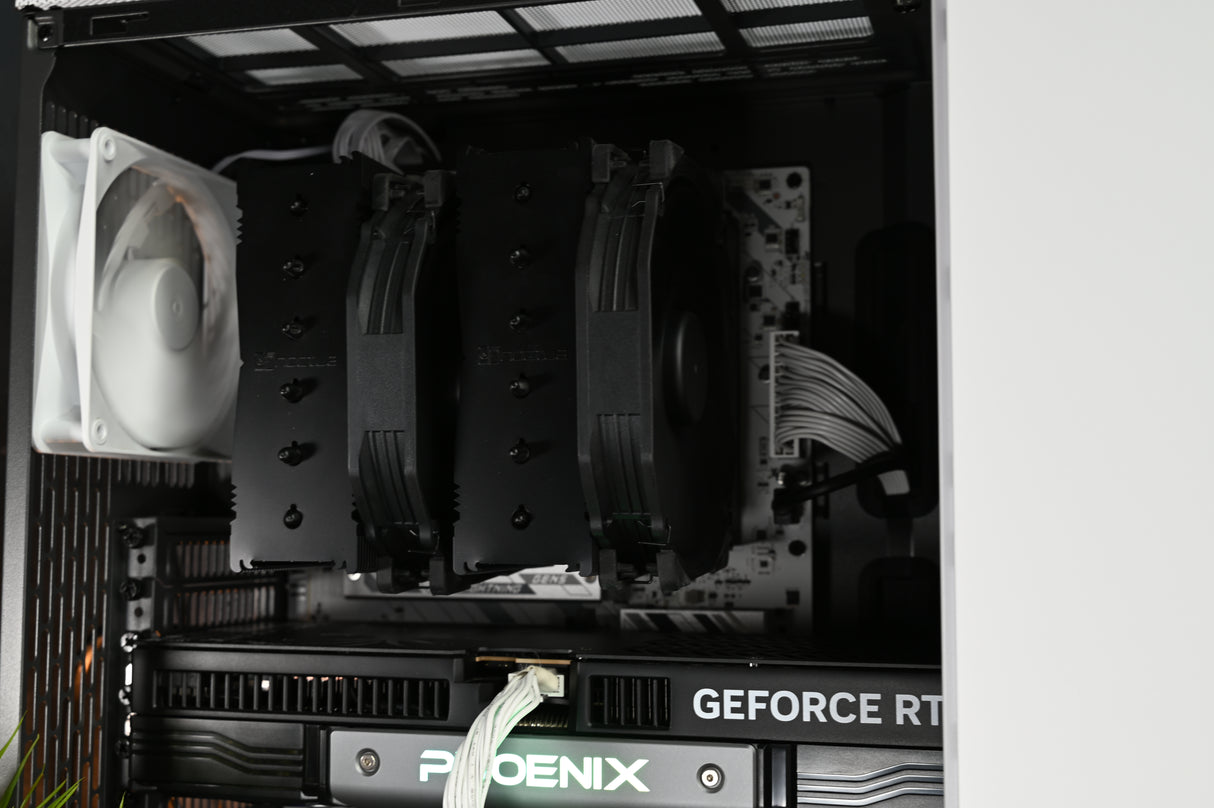 Herní PC RTX 5080 Ryzen 7 9850X3D - 32GB 2TB